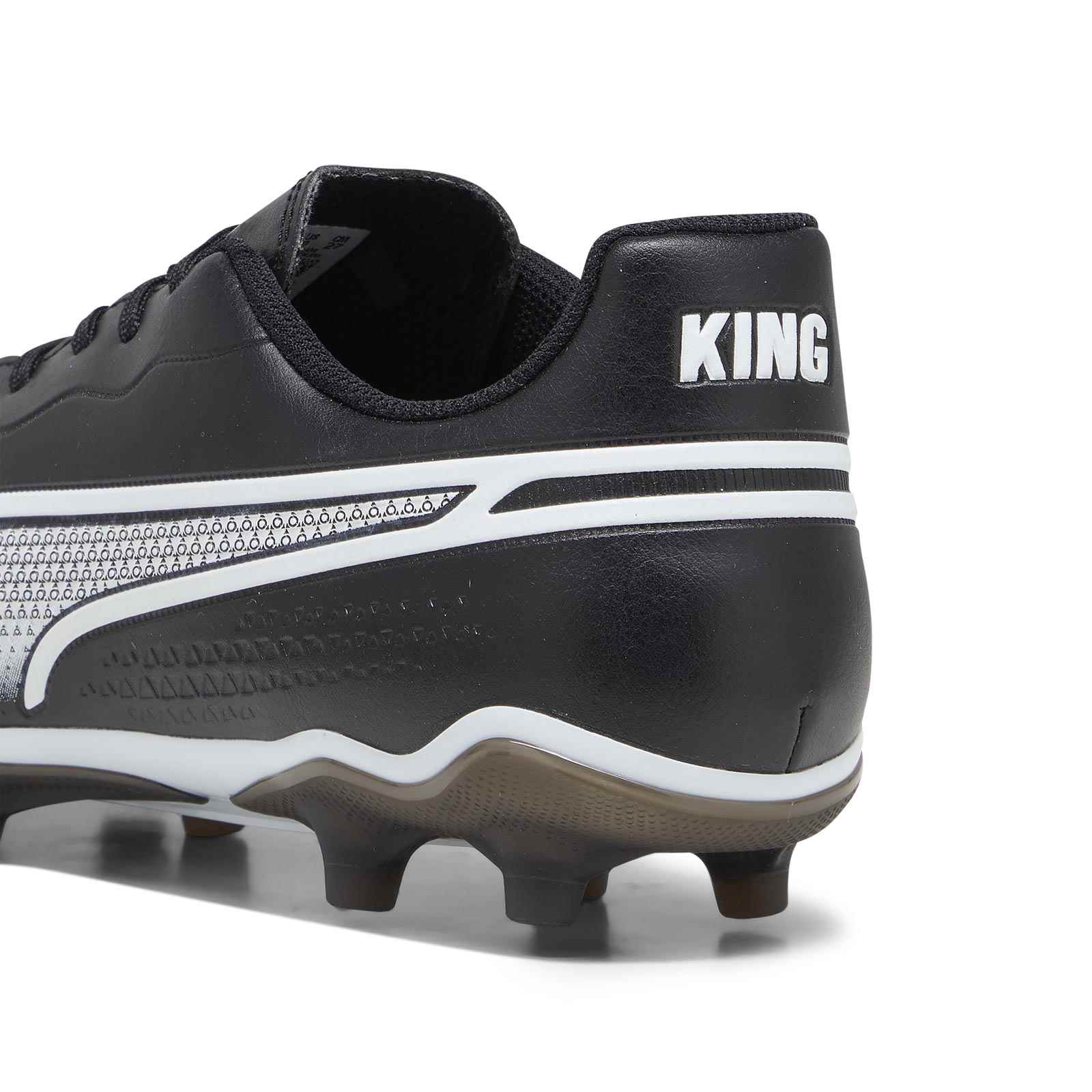 King Match Firm-Ground Football Boots (Black/White)