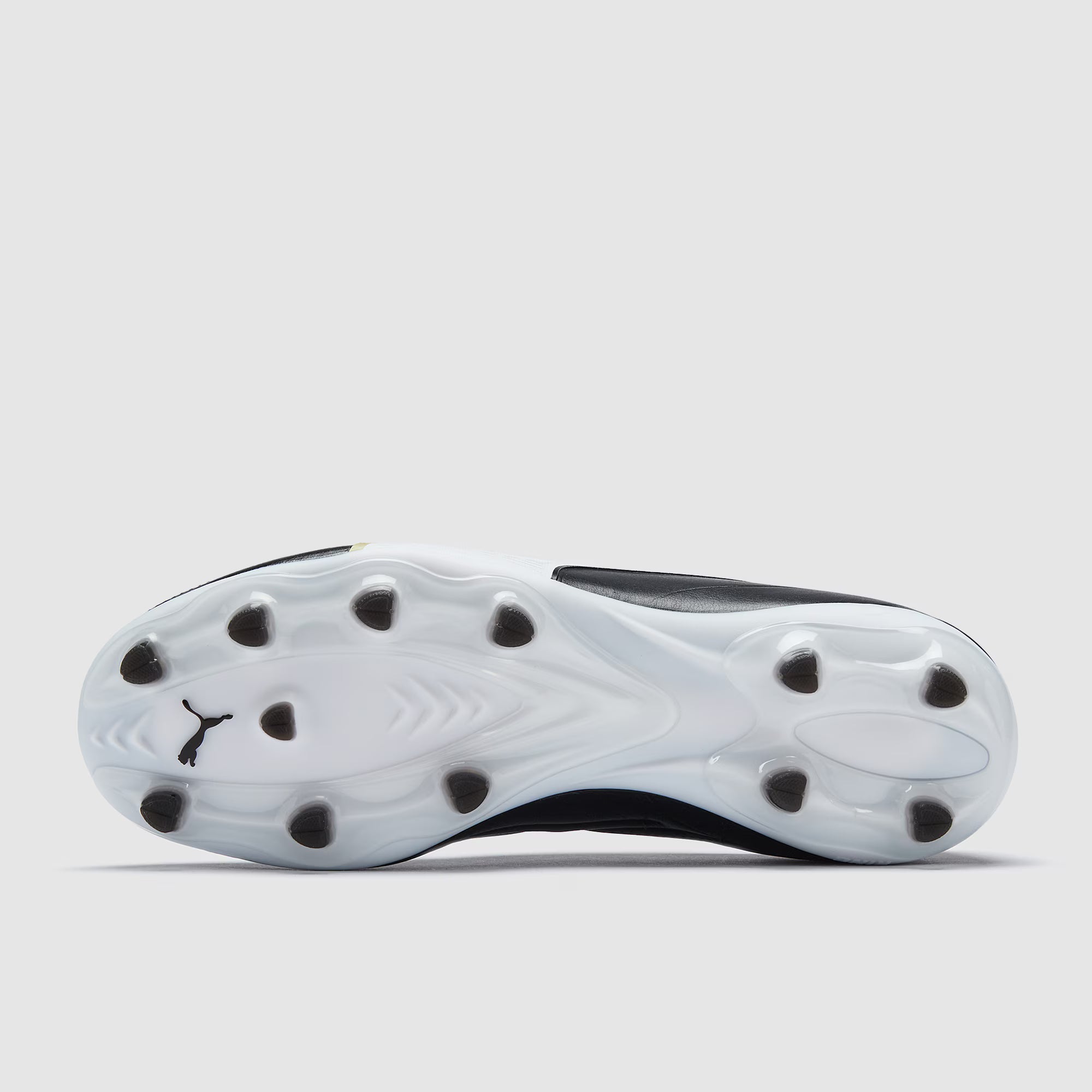 Junior King 20 Play Football Boots (Black/White)