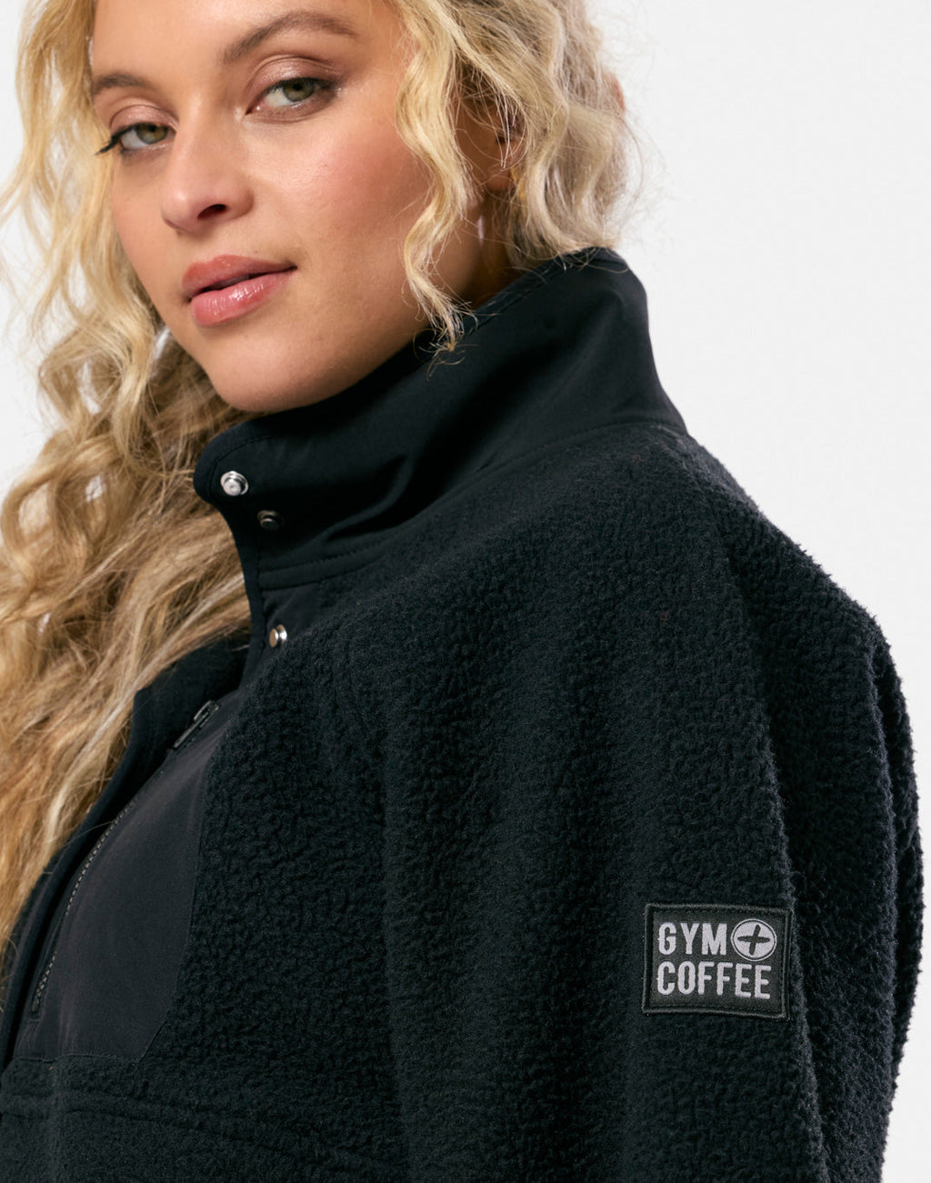 Horizon Layer Up Snap (Black)