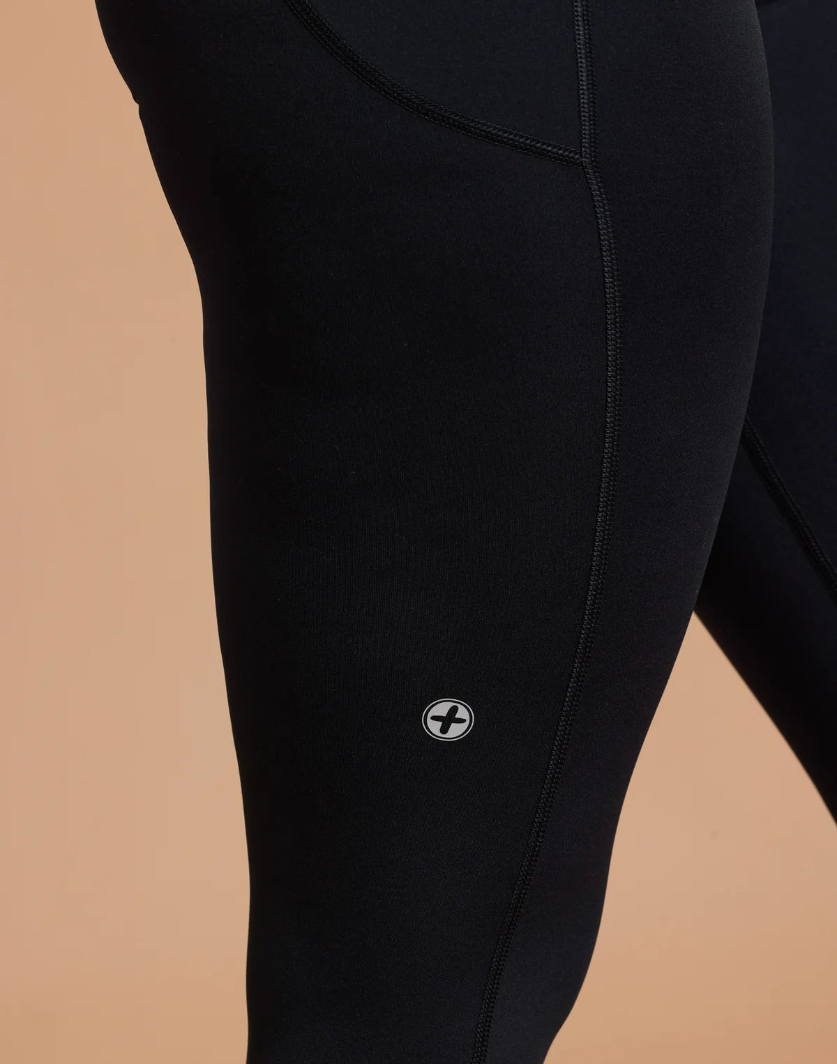 Womens Relentless 7/8 Leggings (Black)