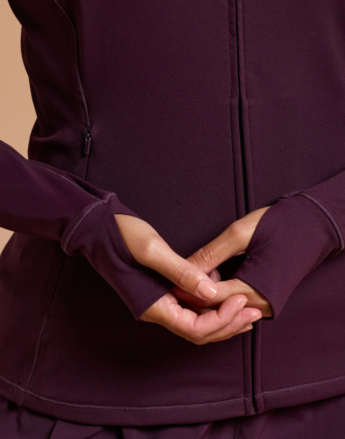 Womens Relentless Full Zip (Grape Noir)