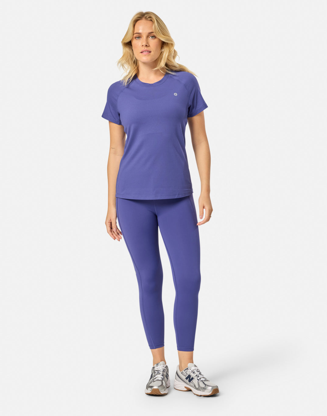 Womens Relentless Tee (Violet Smoke)