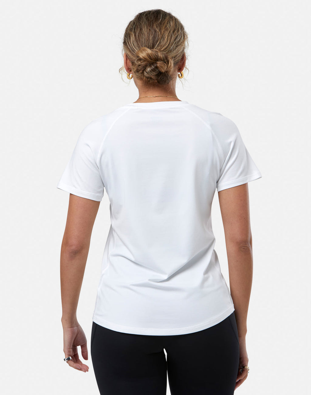 Womens Relentless Tee (White)