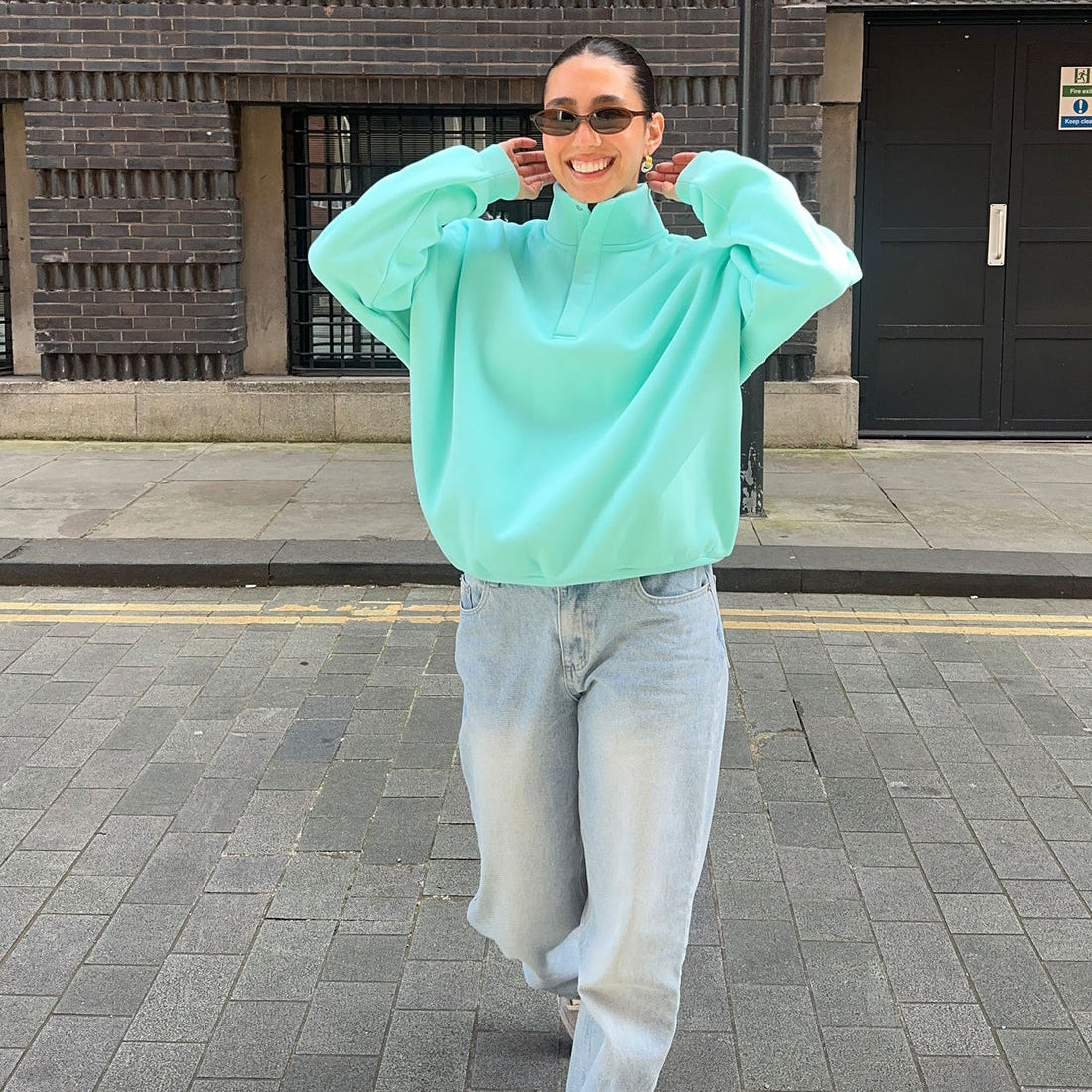 Womens Sierra Snap Collar Sweatshirt (Peppermint)