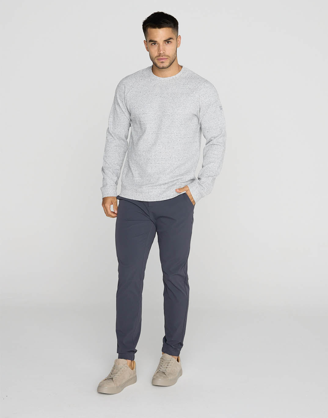 Mens Textured Crew Neck (Heather Grey)
