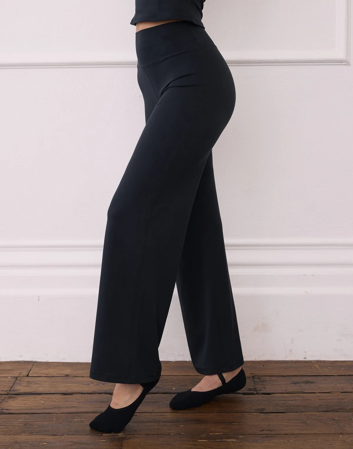 Womens Day Kind Wide Leg Legging (Black)