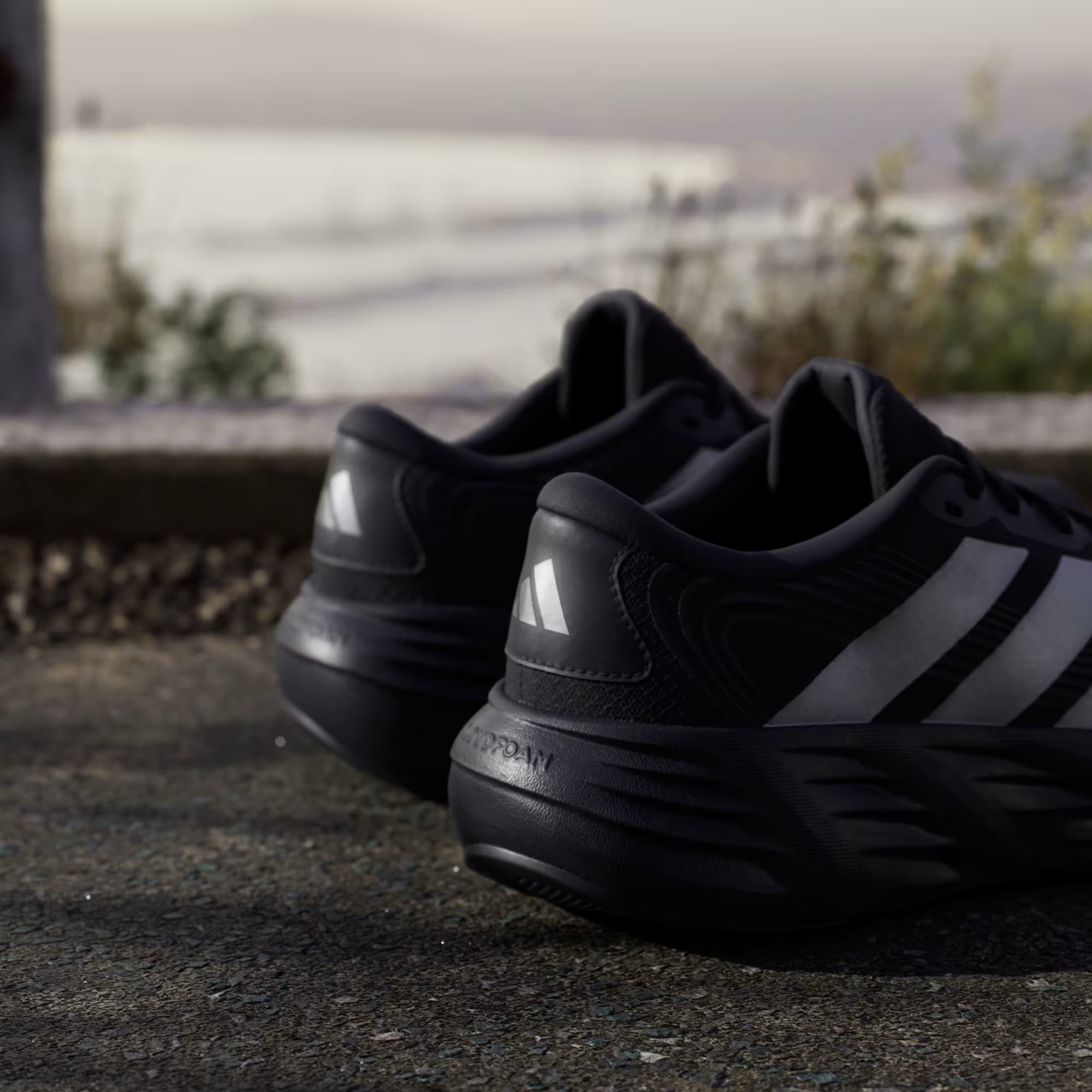 Womens Galaxy 8 Trainers (Core Black/Iron Metallic/Carbon)