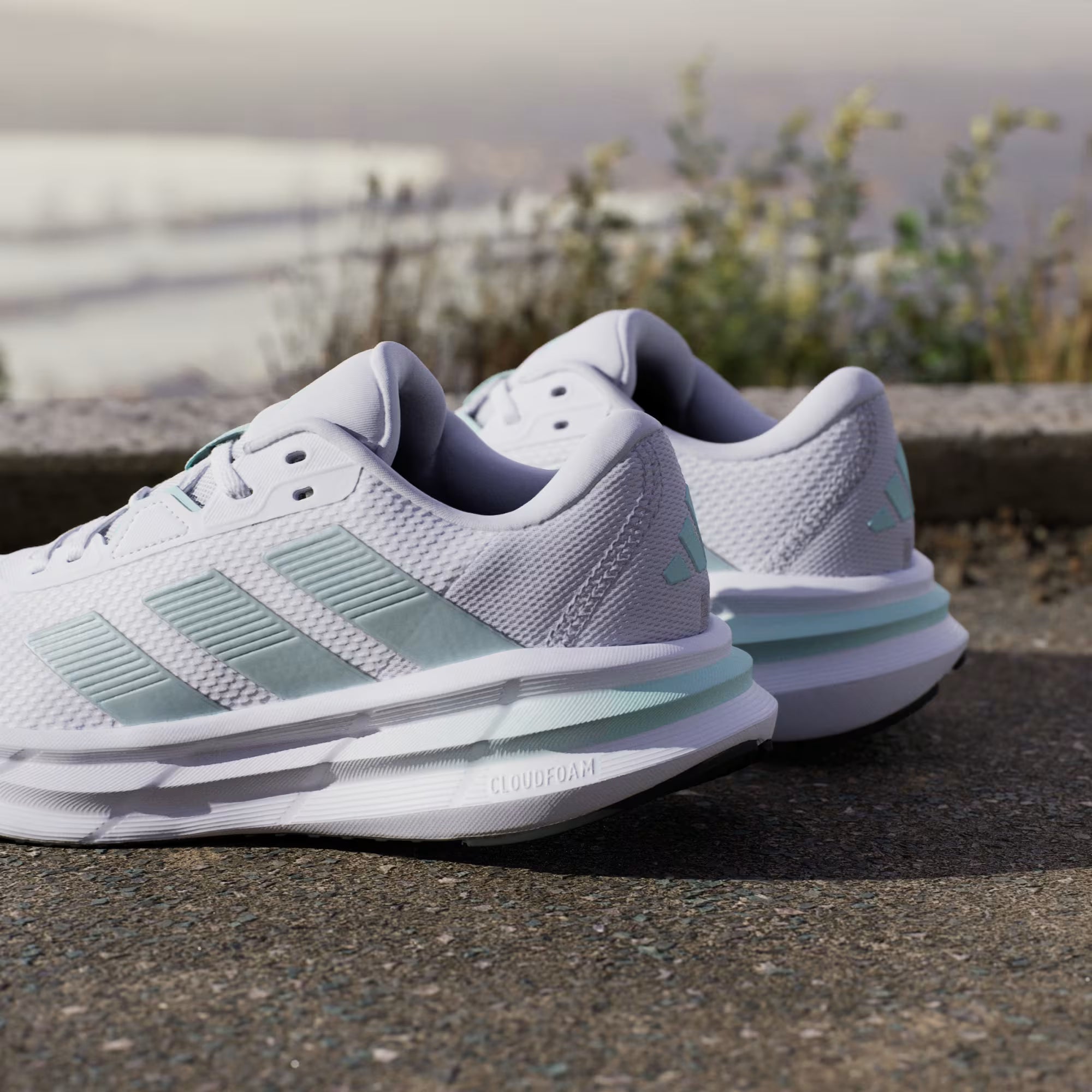 Womens Galaxy 7 Trainers (Cloud White/Magic Grey/Aqua)