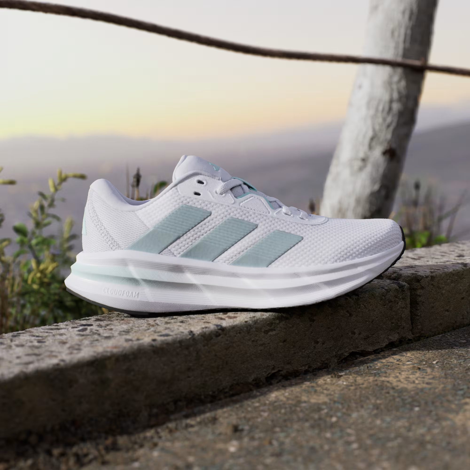 Womens Galaxy 7 Trainers (Cloud White/Magic Grey/Aqua)