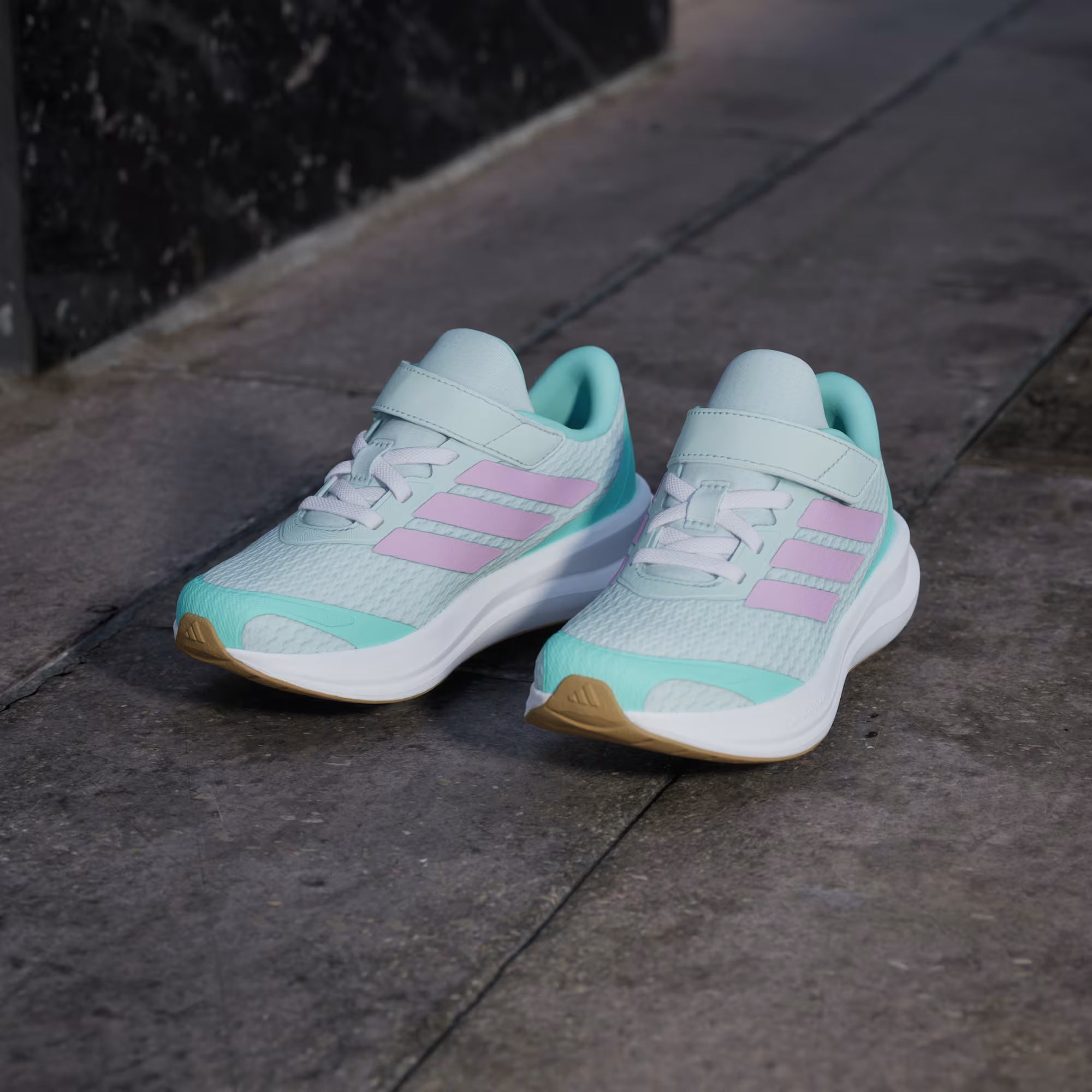 Junior Runfalcon 6 Trainers (Halo Mint/Bliss Lilac/Flash Aqua)