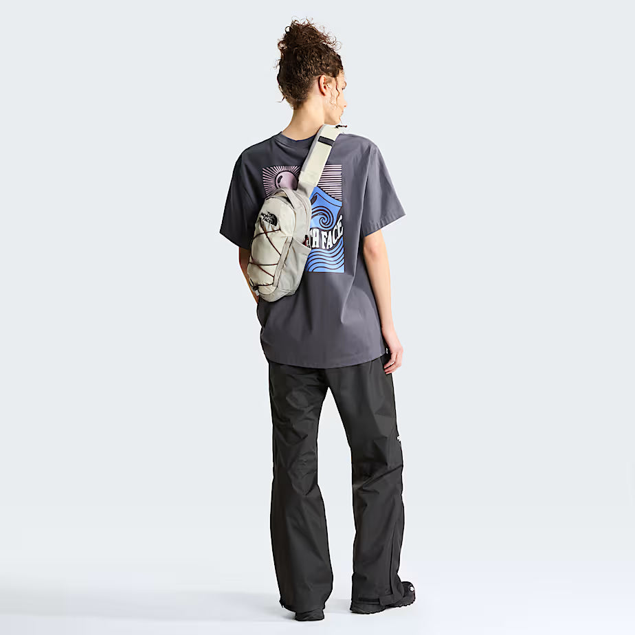 Unisex Mountain Escape Relaxed Graphic T-Shirt (Anthracite Grey)