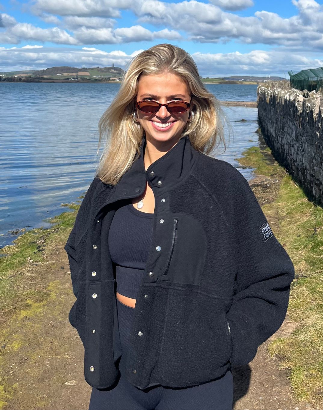 Horizon Layer Up Snap (Black)